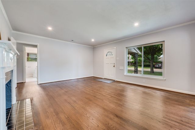 1342 Michigan Avenue, Dallas, TX 75216