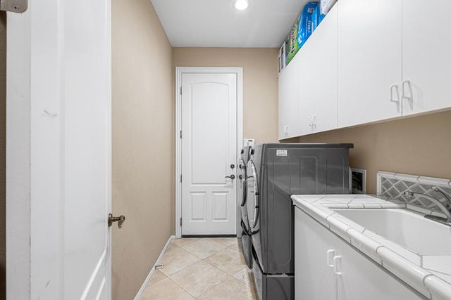 123 Brenna Lane, Palm Desert, CA 92211