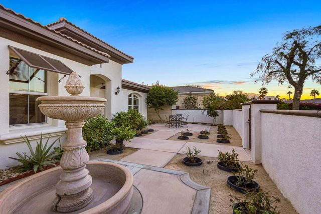123 Brenna Lane, Palm Desert, CA 92211