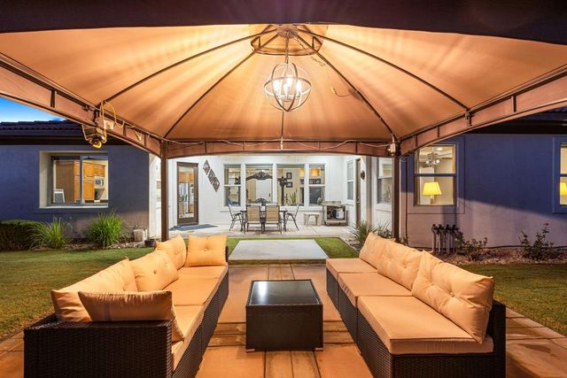 123 Brenna Lane, Palm Desert, CA 92211