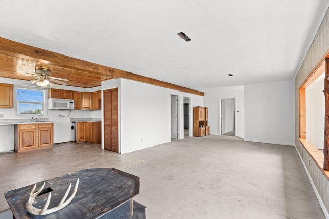 55 Kearney Lane, Reeds Spring, MO 65737
