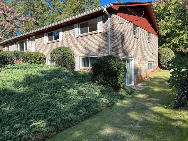 1811 Trophy Drive, Marietta, GA 30062