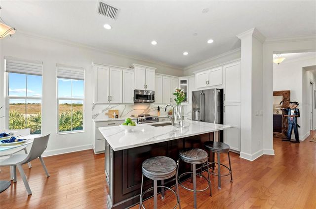 226 SAPPHIRE LAKE DRIVE 101, Bradenton, FL 34209