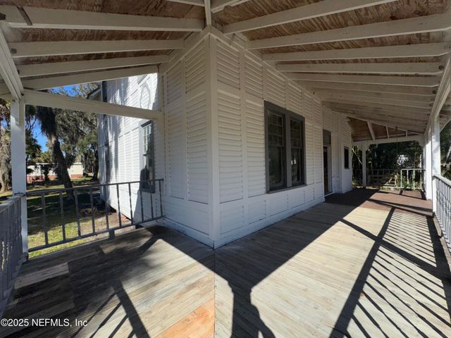 424 EMMETT Street, Palatka, FL 32177