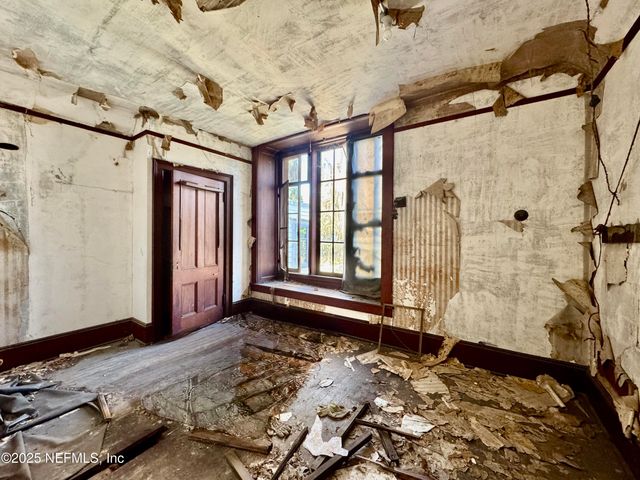 424 EMMETT Street, Palatka, FL 32177