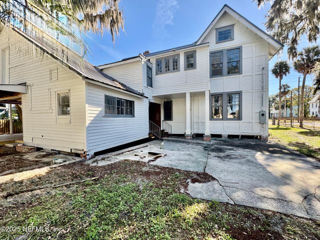 424 EMMETT Street, Palatka, FL 32177