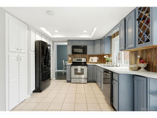 3877 S Hannibal St, Aurora, CO 80013