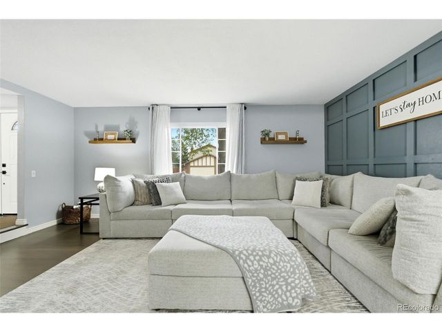 3877 S Hannibal St, Aurora, CO 80013