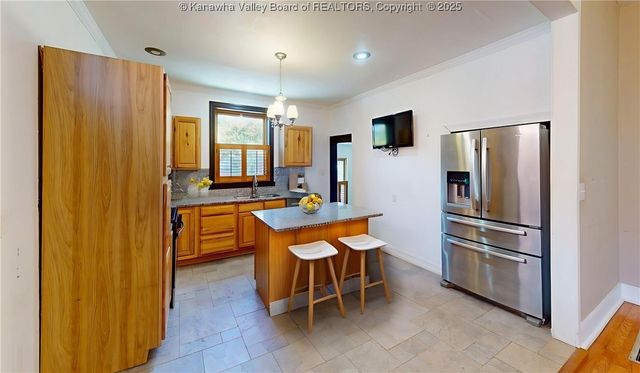 840 13th Avenue, Huntington, WV 25701