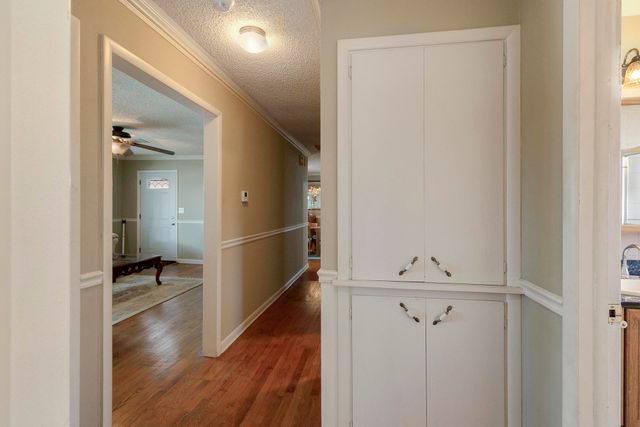 1626 S St Charles Avenue, Springfield, MO 65804