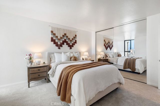 7826 Topanga Canyon Boulevard 301, Canoga Park, CA 91304