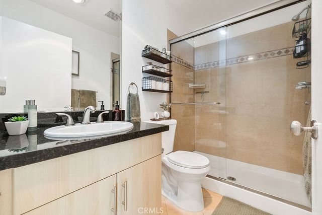 7826 Topanga Canyon Boulevard 301, Canoga Park, CA 91304