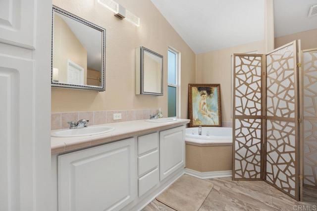 1600 E. Vista Way 40, Vista, CA 92084