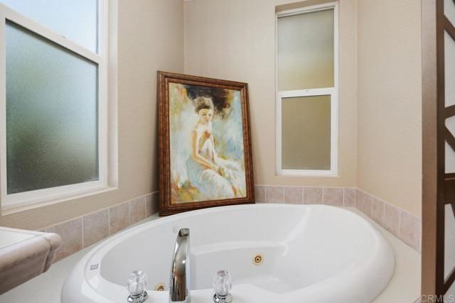 1600 E. Vista Way 40, Vista, CA 92084