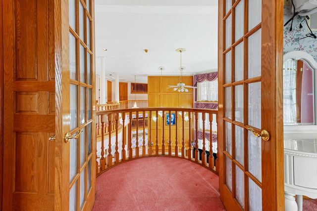 N78W13031 Country Club COURT, Menomonee Falls, WI 53051