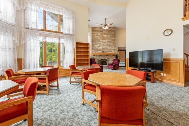 N78W13031 Country Club COURT, Menomonee Falls, WI 53051