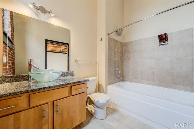 1113 Washington Avenue 418, St Louis, MO 63101