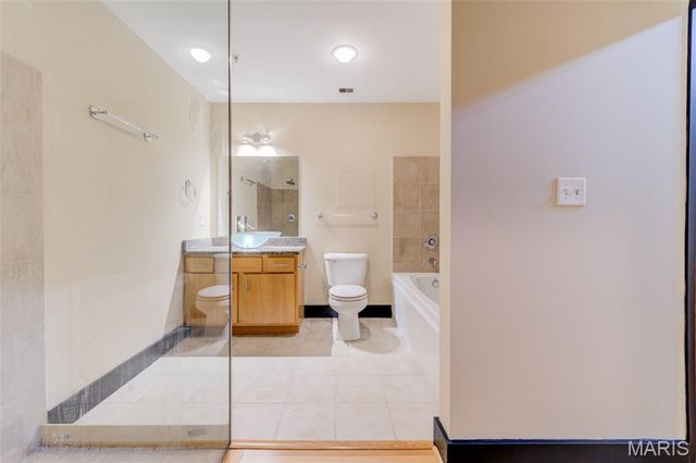 1113 Washington Avenue 418, St Louis, MO 63101