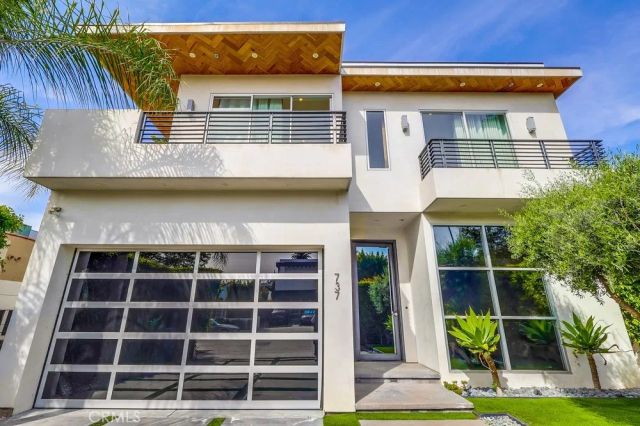 737 N Cherokee Avenue, Los Angeles, CA 90038