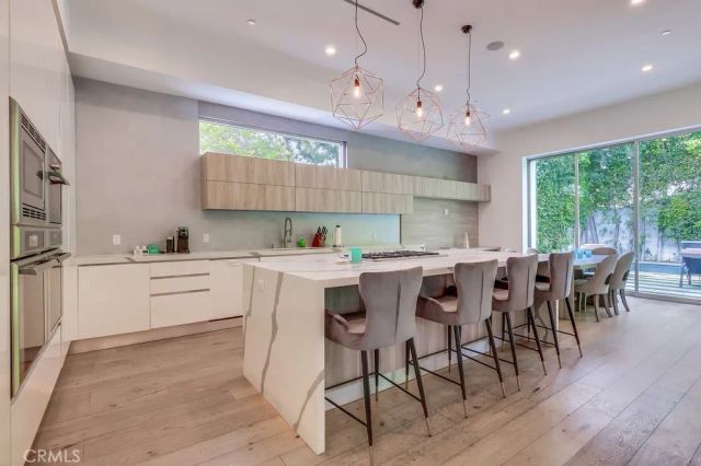 737 N Cherokee Avenue, Los Angeles, CA 90038