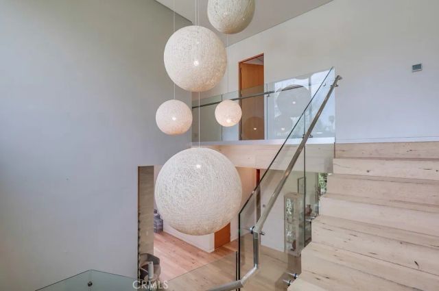 737 N Cherokee Avenue, Los Angeles, CA 90038