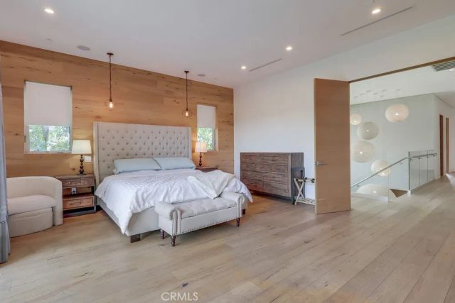 737 N Cherokee Avenue, Los Angeles, CA 90038