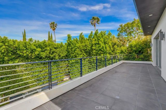 737 N Cherokee Avenue, Los Angeles, CA 90038