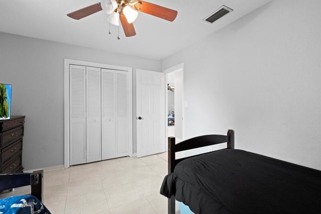 2118 SE Morningside Boulevard, Port St. Lucie, FL 34952