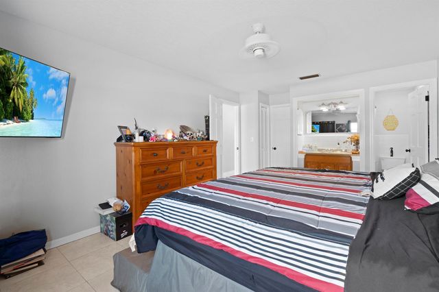 2118 SE Morningside Boulevard, Port St. Lucie, FL 34952