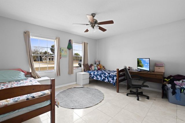 2118 SE Morningside Boulevard, Port St. Lucie, FL 34952