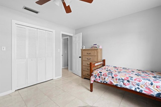 2118 SE Morningside Boulevard, Port St. Lucie, FL 34952