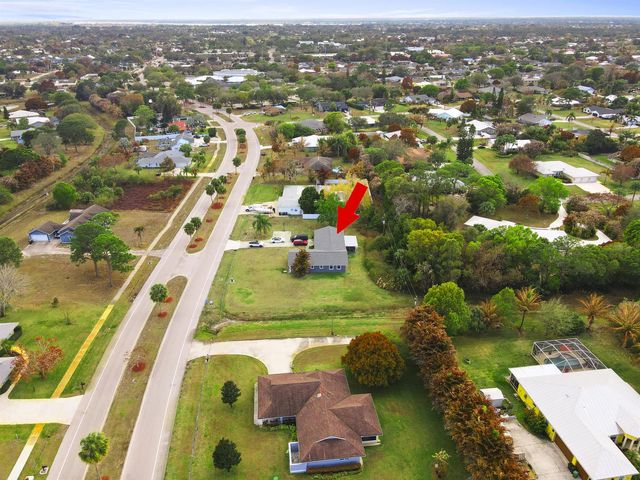 2118 SE Morningside Boulevard, Port St. Lucie, FL 34952