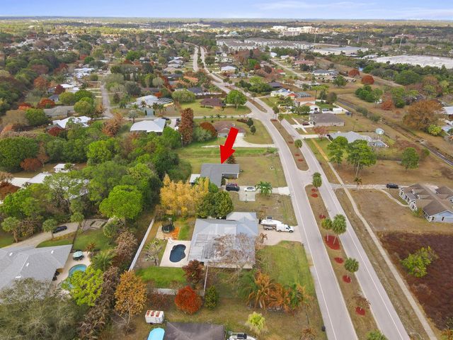 2118 SE Morningside Boulevard, Port St. Lucie, FL 34952