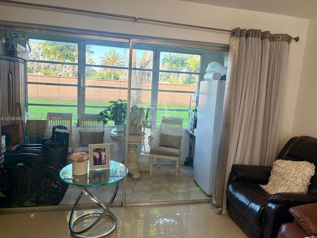 8814 W Mcnab Road 103, Tamarac, FL 33321