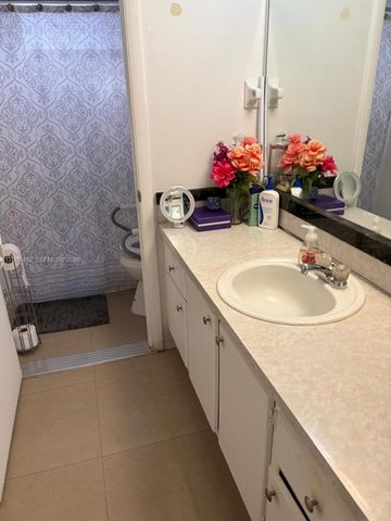 8814 W Mcnab Road 103, Tamarac, FL 33321
