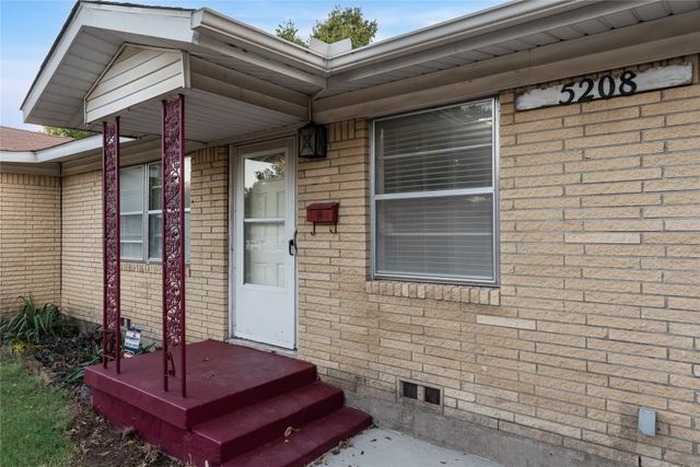 5208 Nadine Drive, Haltom City, TX 76117