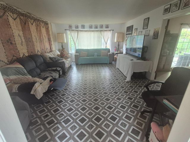 1076 Sierra Madre Drive, Salinas, CA 93901