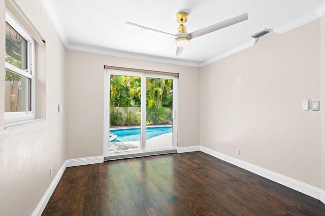 8 NE 29th St, Wilton Manors, FL 33334