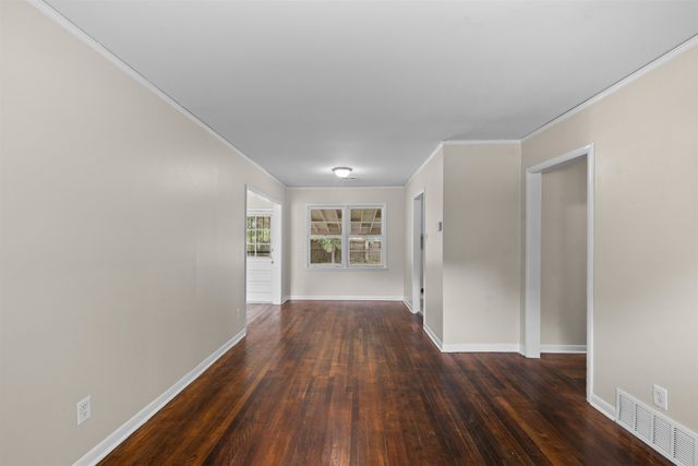 1743 S PERKINS RD, Memphis, TN 38117