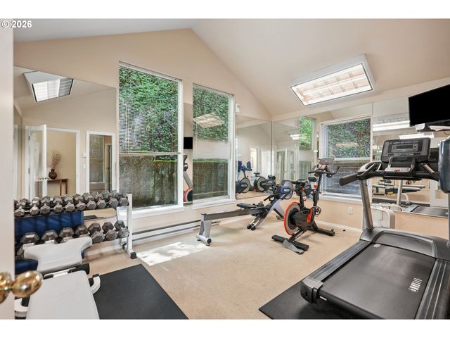 20130 Larkspur Ln 98, West Linn, OR 97068