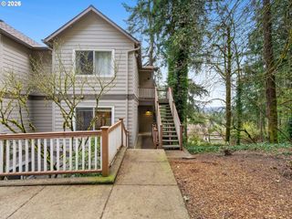 20130 Larkspur Ln 98, West Linn, OR 97068
