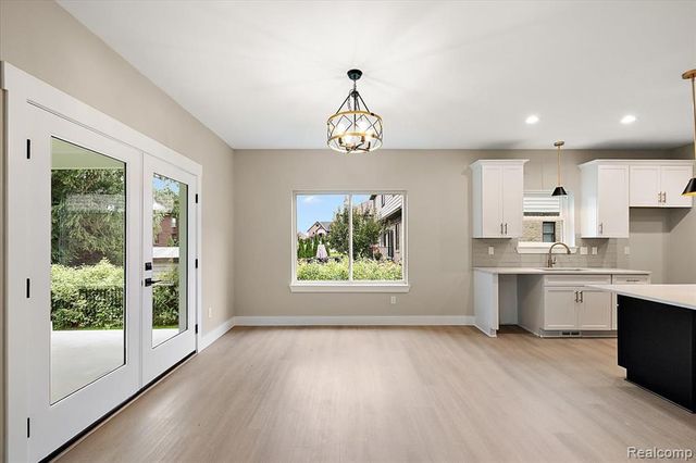 49287 London Bridge Drive, Macomb, MI 48044