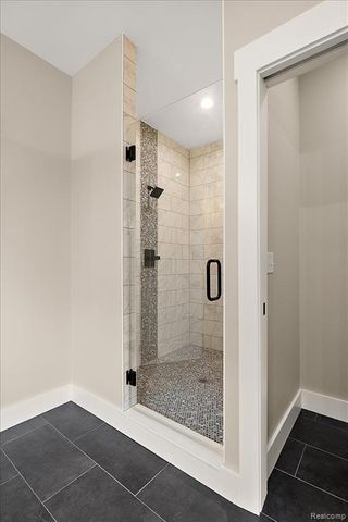 49287 London Bridge Drive, Macomb, MI 48044
