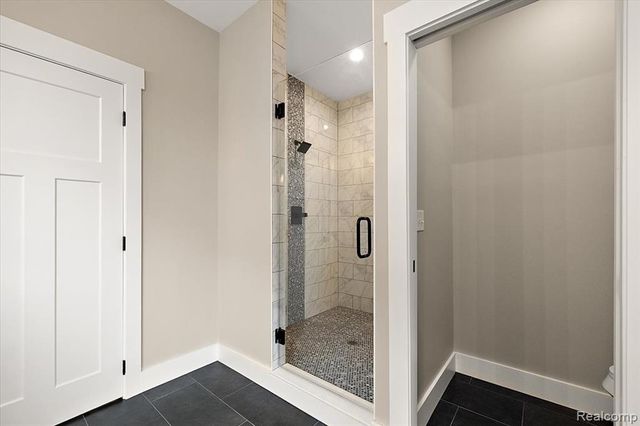 49287 London Bridge Drive, Macomb, MI 48044