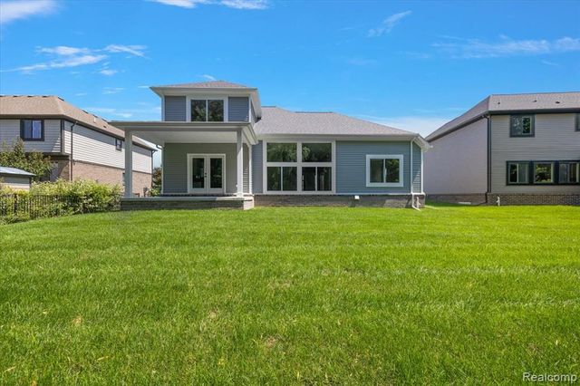 49287 London Bridge Drive, Macomb, MI 48044