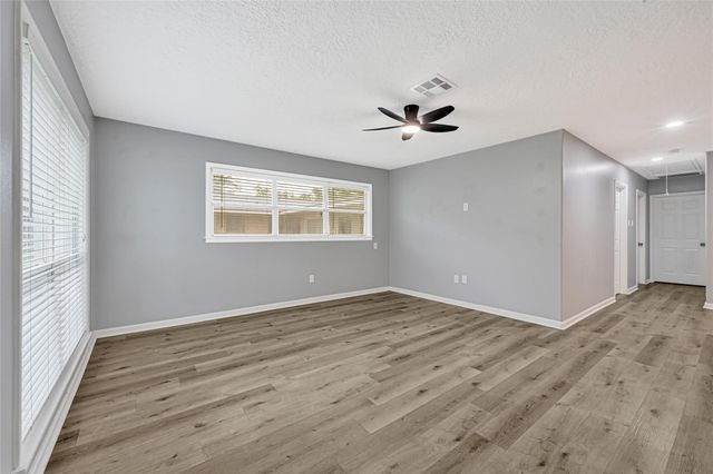 2131 Counter Point Drive, Houston, TX 77055
