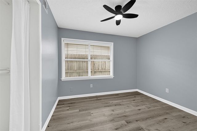 2131 Counter Point Drive, Houston, TX 77055