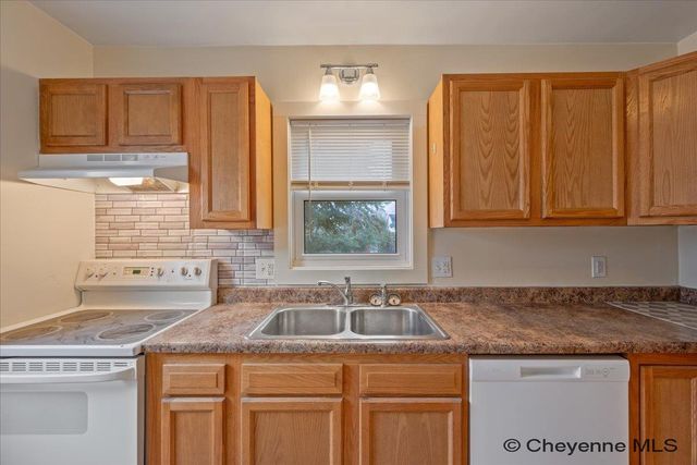 1818 E 22ND ST, Cheyenne, WY 82001
