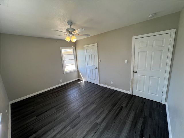 2912 W Elm Street, Denison, TX 75020