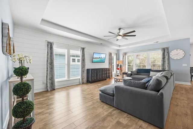 201 Splendor Circle, Murrells Inlet, SC 29576